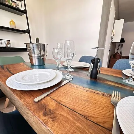 Διαμέρισμα Henri/ 3 Vue Sur Le Canal Et La Basilique