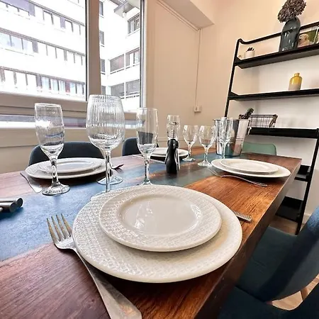 Henri/ 3 Vue Sur Le Canal Et La Basilique * Ρενς